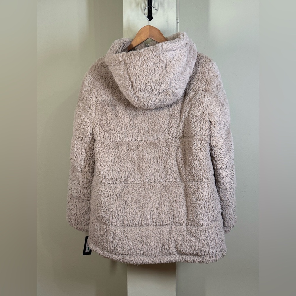 NWT Kenneth Cole Women's Classic Mink Style Faux Fur Coat - Picture 7 of 12